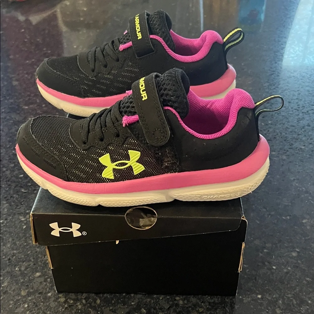 Under Armour kids athletic